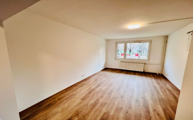 Eladó Panel lakás Budapest X. kerület Gyárdűlő