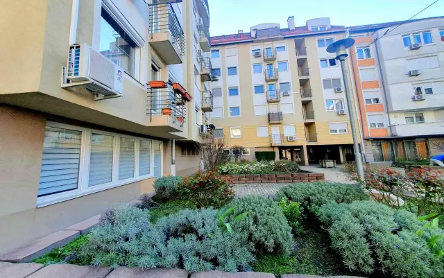 Kiadó Üzlethelyiség Budapest IX. kerület Középső-Ferencváros