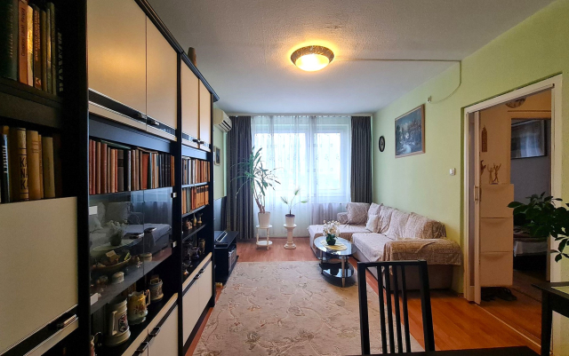 Eladó Panel lakás Budapest III. kerület Békásmegyeri ltp. Hegy felől