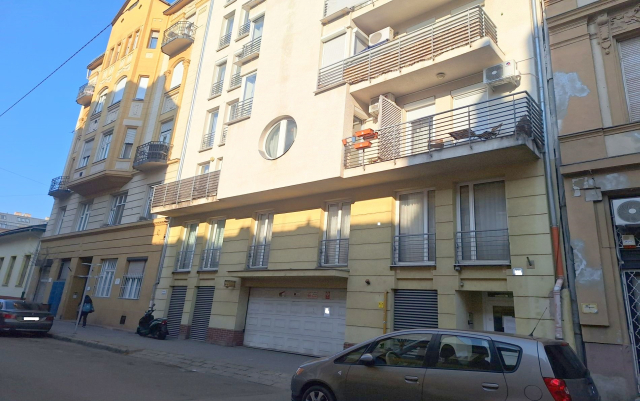 Eladó Garázs Budapest VII. kerület Erzsébetváros (Nagykörúton kívül)