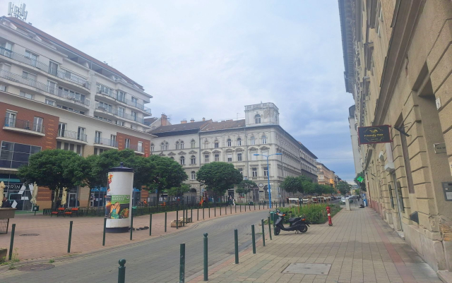 Eladó Üzlethelyiség Budapest VII. kerület Erzsébetváros (Nagykörúton kívül)