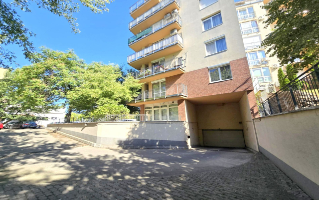Eladó Garázs Budapest XI. kerület Kelenföld