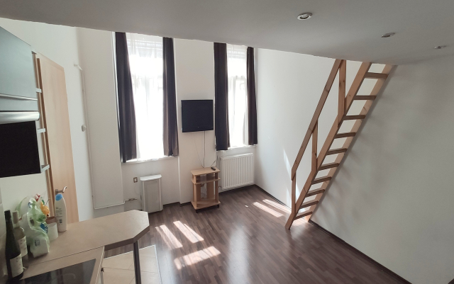 Eladó Tégla lakás Budapest VI. kerület Terézváros (Nagykörúton kívül)