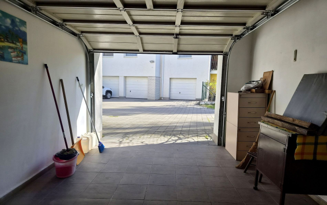 Eladó Garázs Budapest IV. kerület Homoktövis