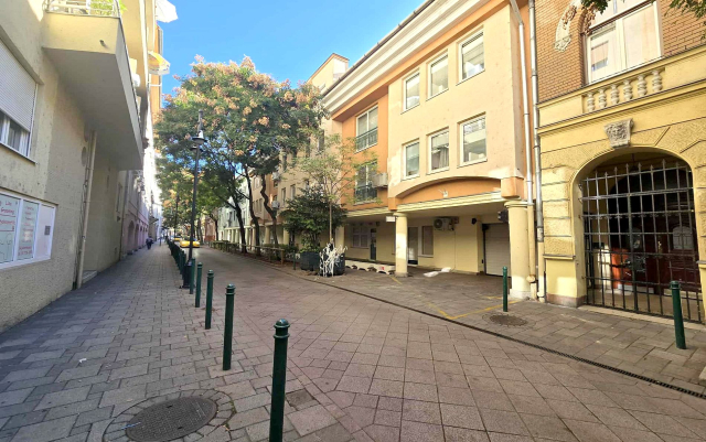 Eladó Garázs Budapest IX. kerület Középső-Ferencváros