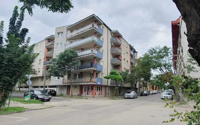Kiadó Garázs Budapest XIII. kerület Angyalföld