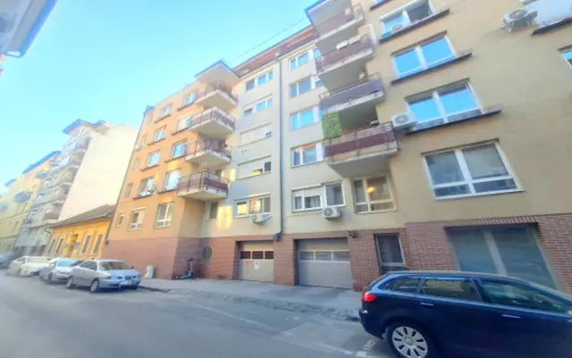 Eladó Garázs Budapest VIII. kerület Csarnok negyed