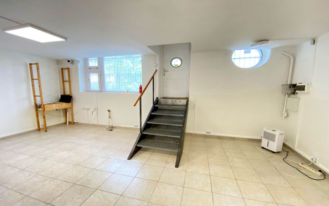 Eladó Üzlethelyiség Budapest XIV. kerület Törökőr