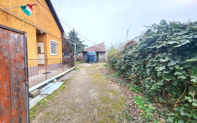 Eladó Ipari terület Budapest XV. kerület Rákospalota
