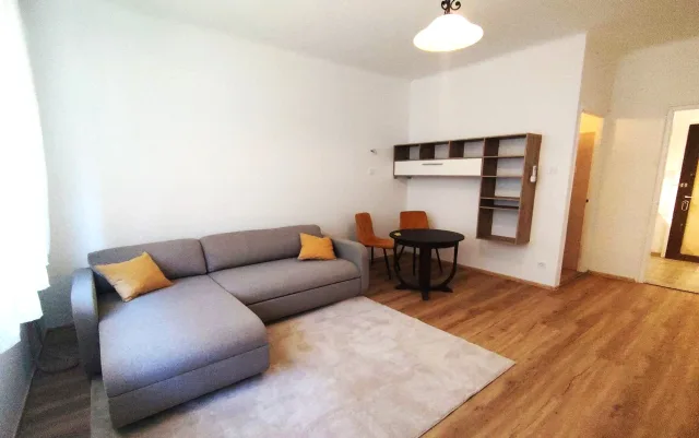 Kiadó Tégla lakás Budapest XI. kerület Gellérthegy