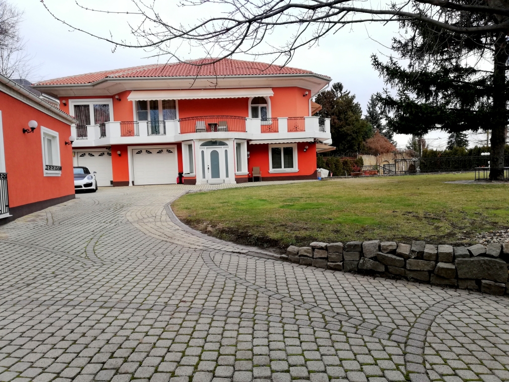 Eladó Családi ház Budapest III. kerület