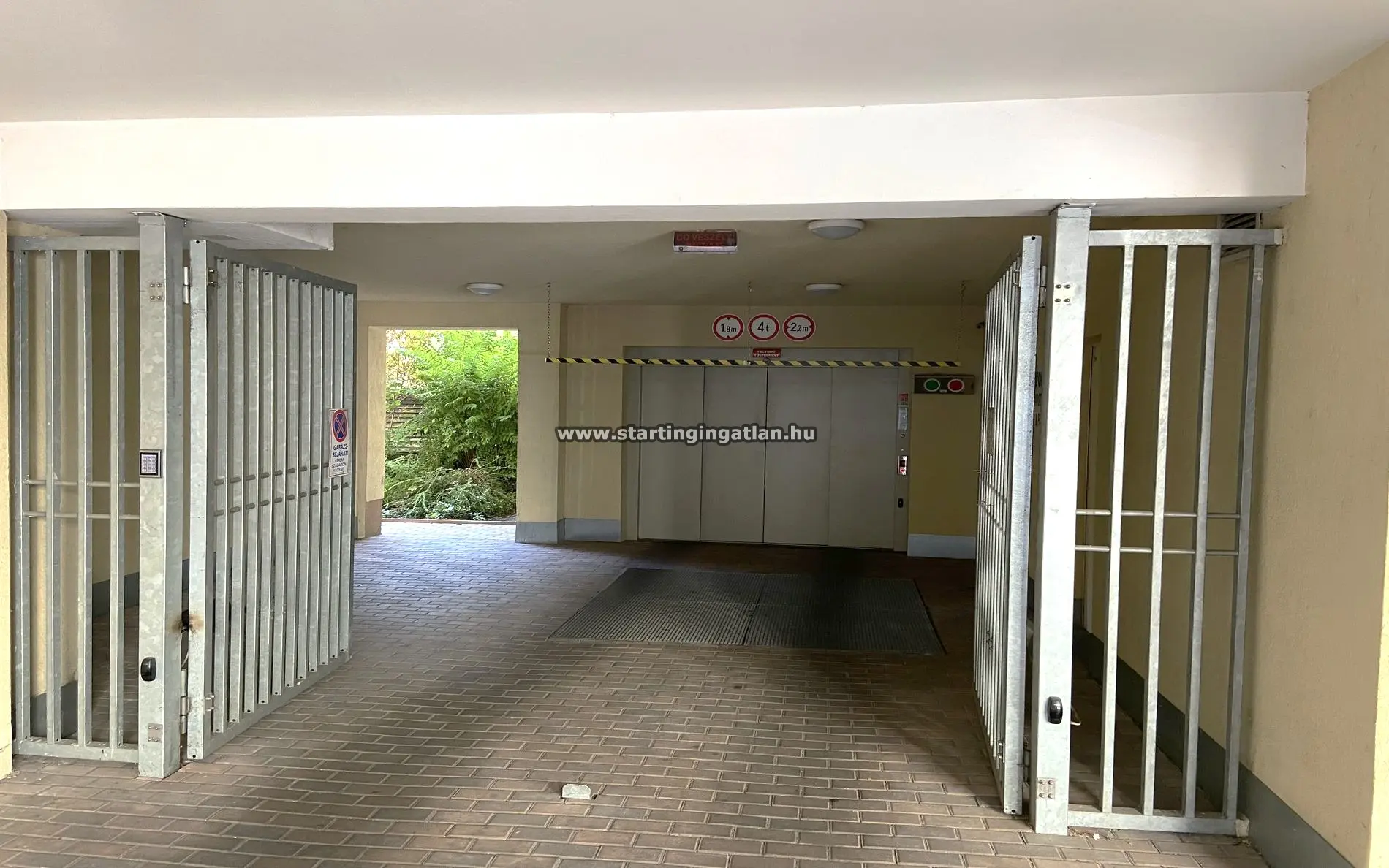 Eladó Garázs Budapest VIII. kerület, Víg utca kép 3