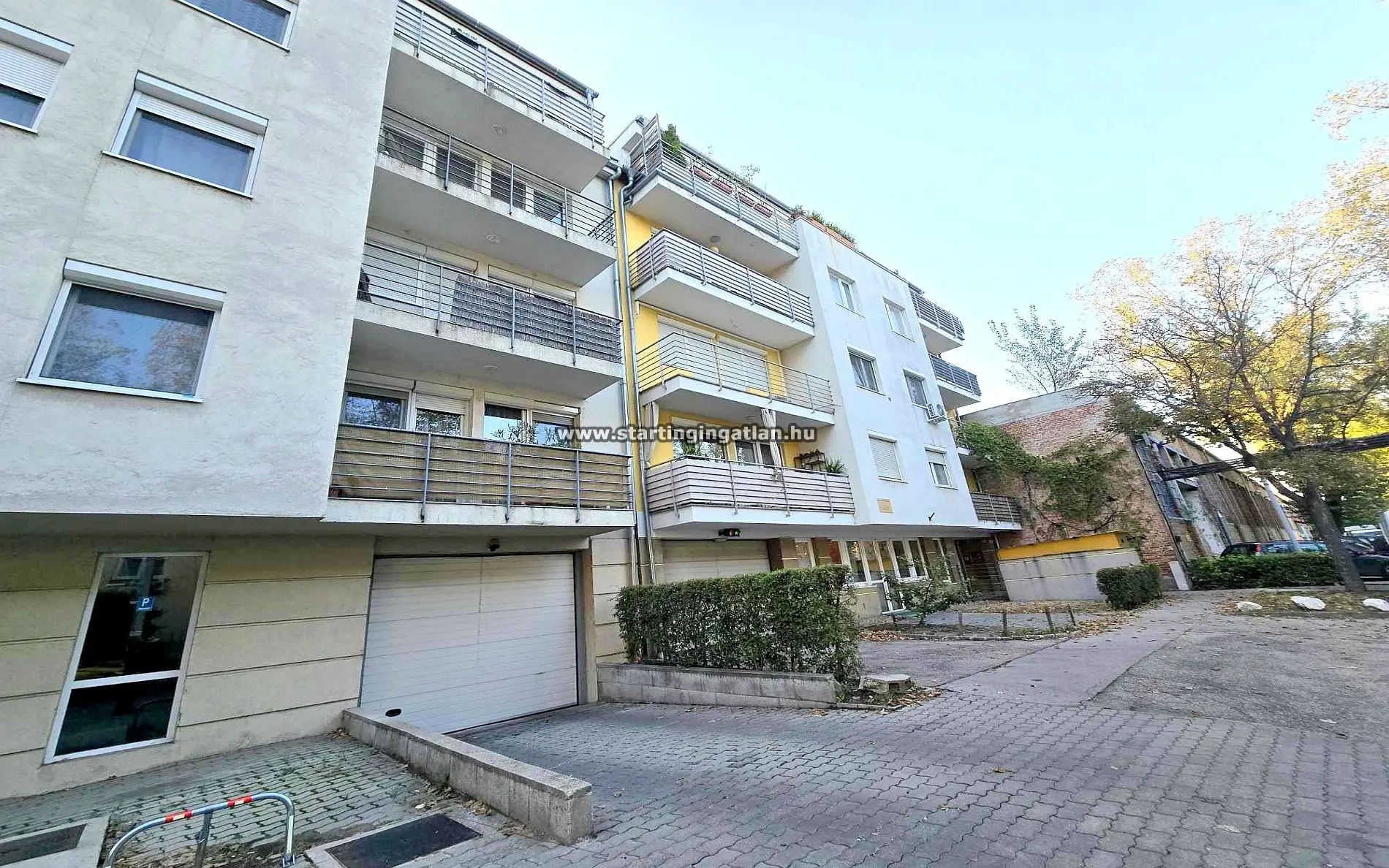Eladó Garázs Budapest XI. kerület, Sopron út fotó