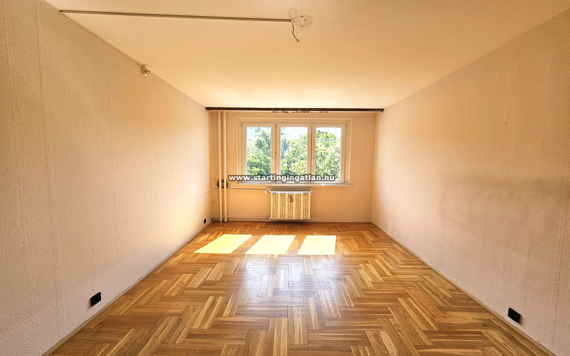Budapest III. kerület Panel lakás Eladó