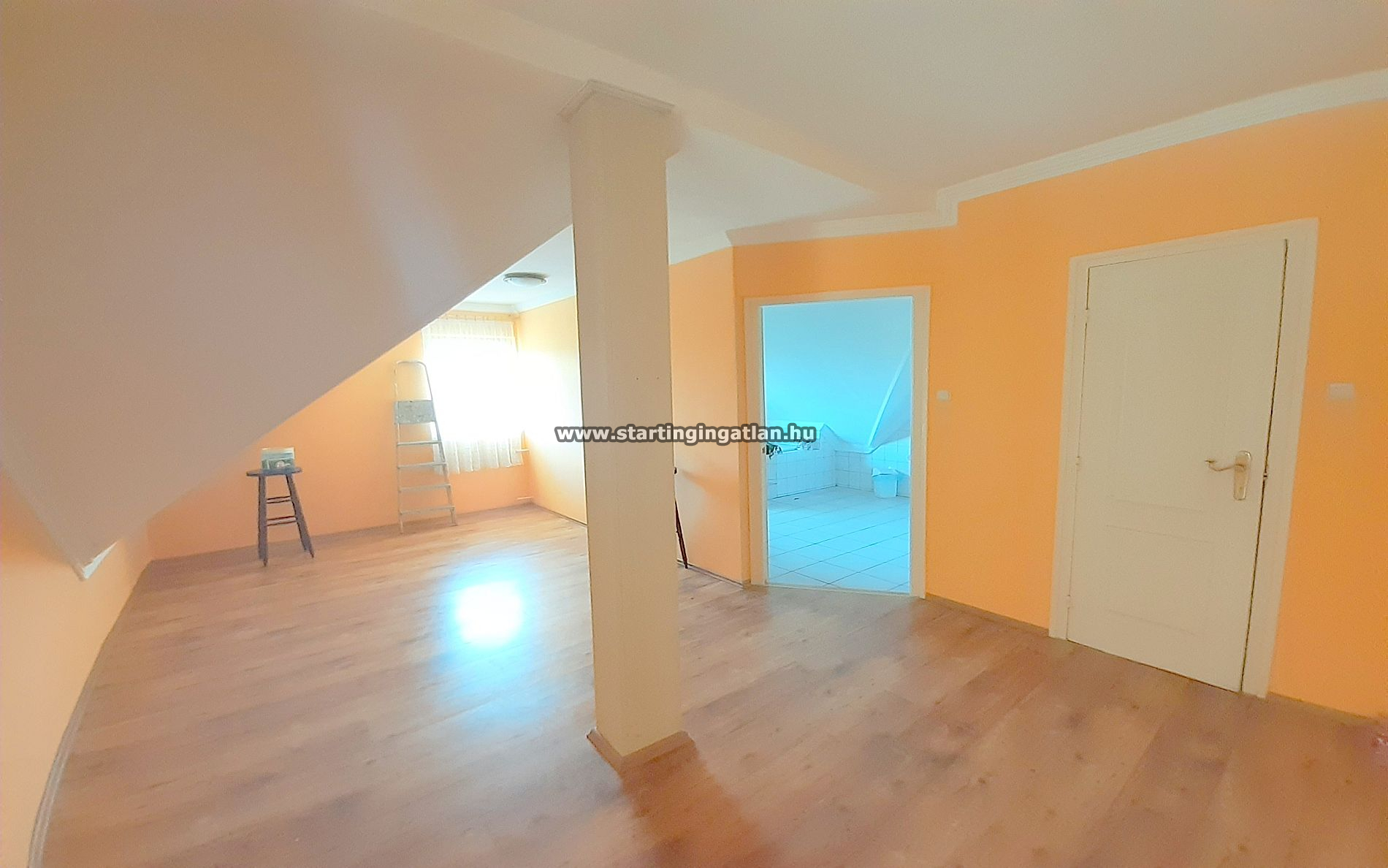 aaaaaaEladó Ikerház Budapest XVIII. kerület