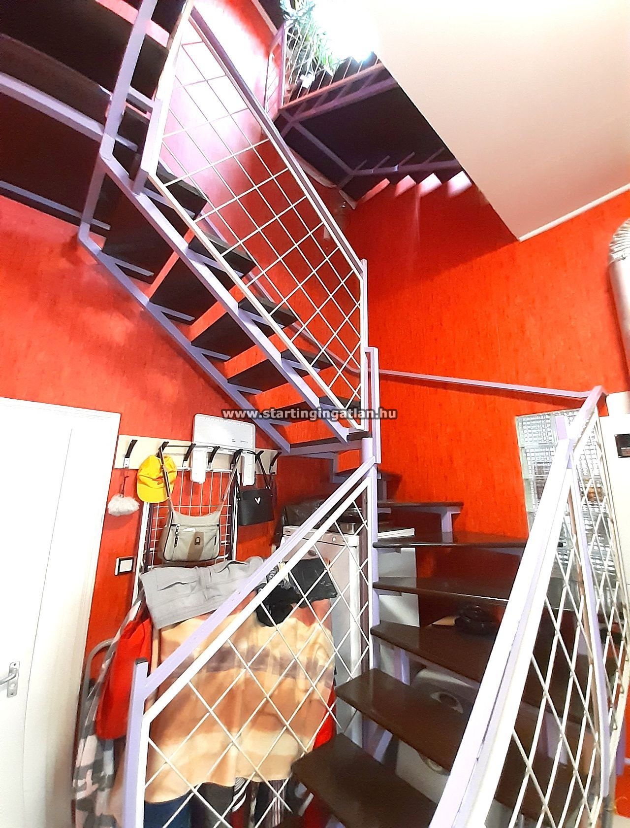 aaaaaaEladó Ikerház Budapest XVIII. kerület