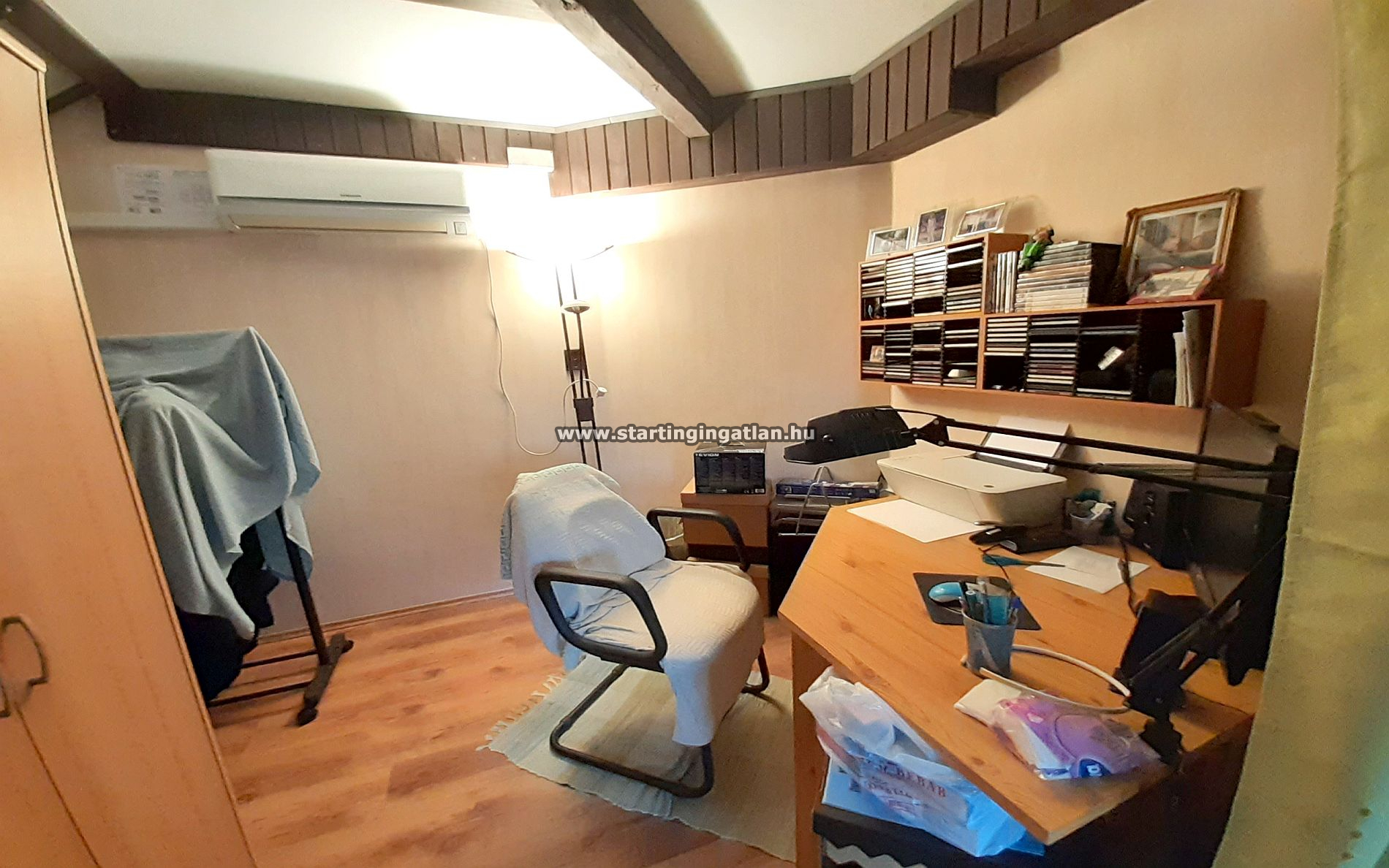 aaaaaaEladó Ikerház Budapest XVIII. kerület