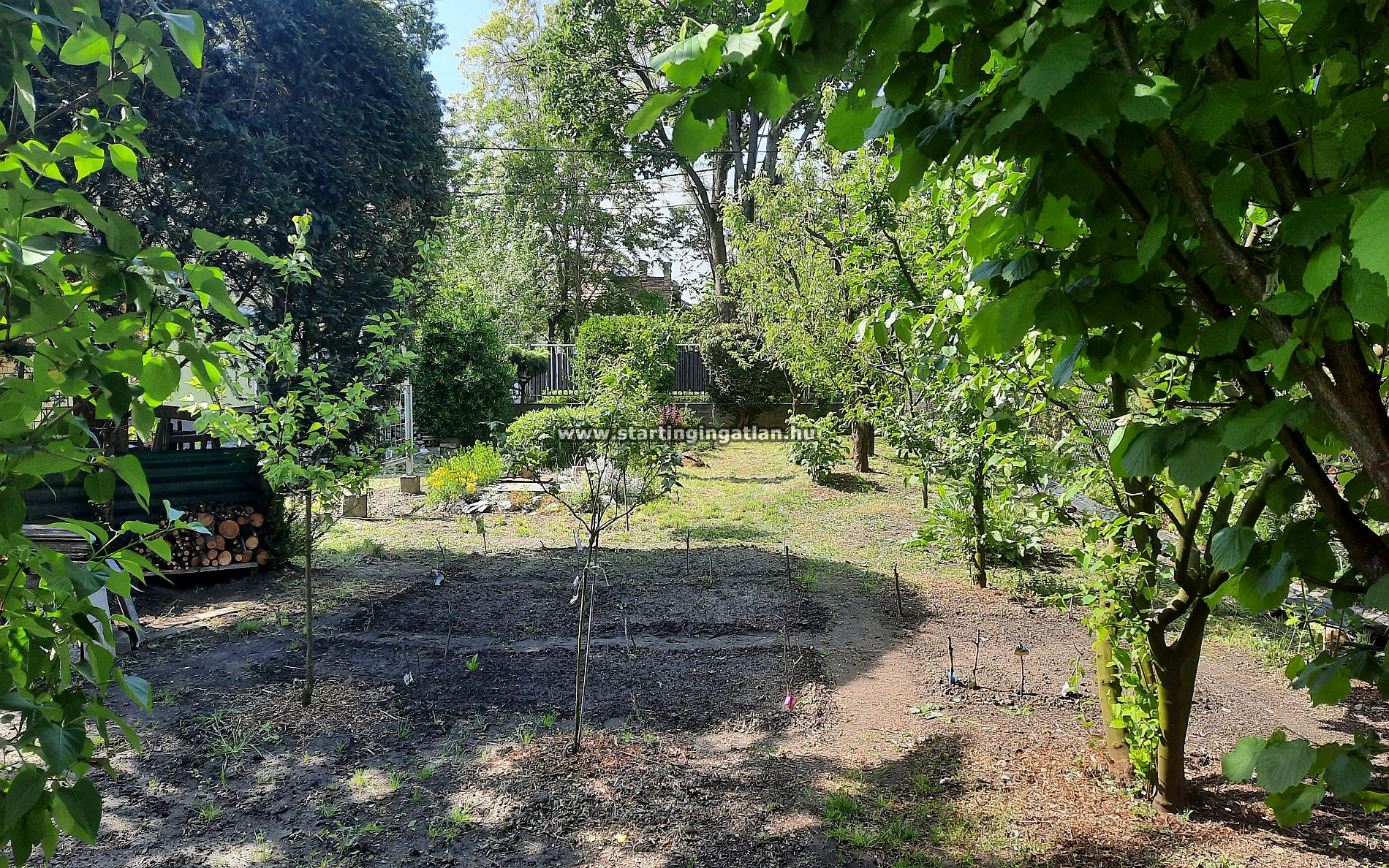 aaaaaaEladó Ikerház Budapest XVIII. kerület