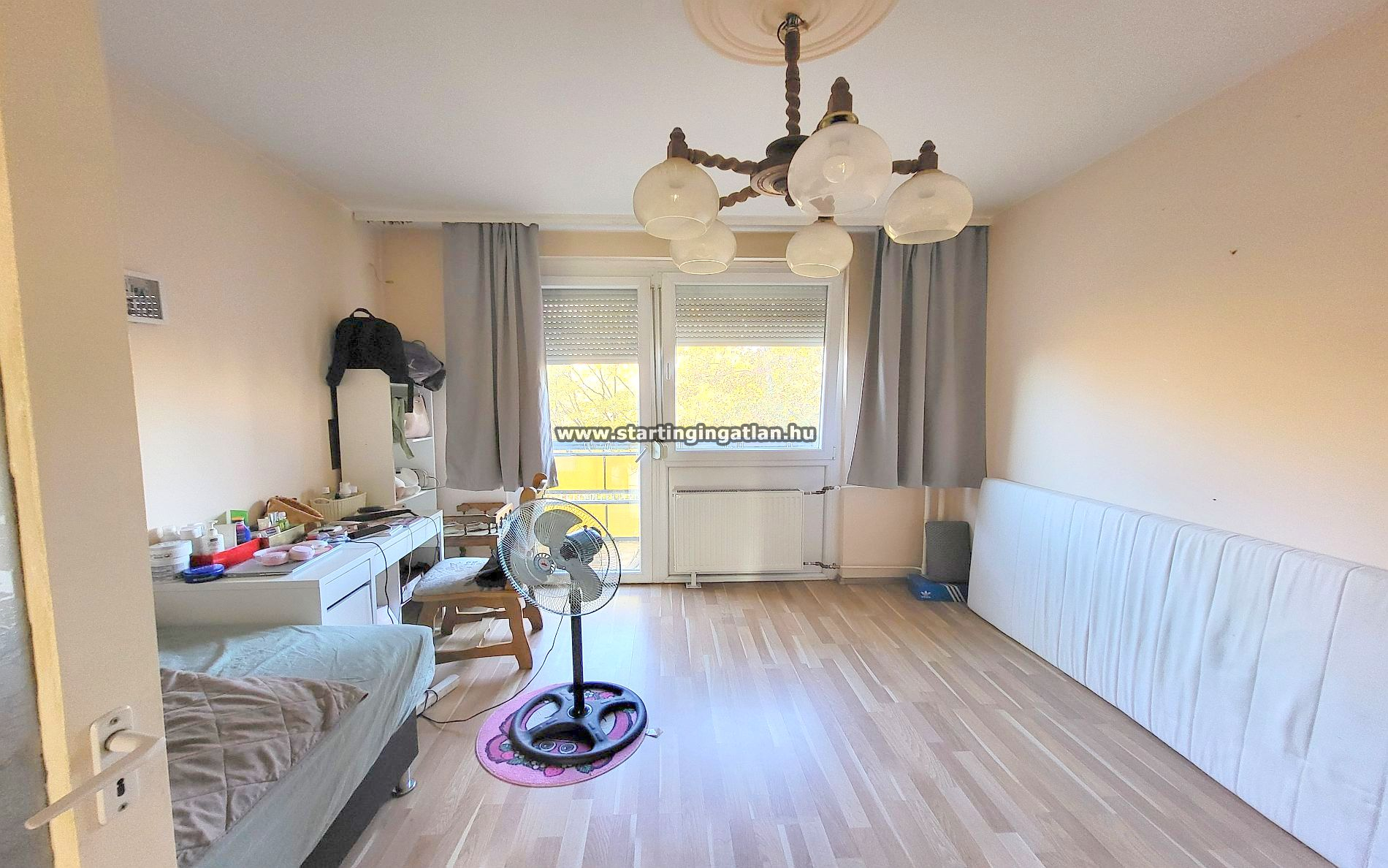 aaaaaaEladó Panel lakás Budapest XV. kerület