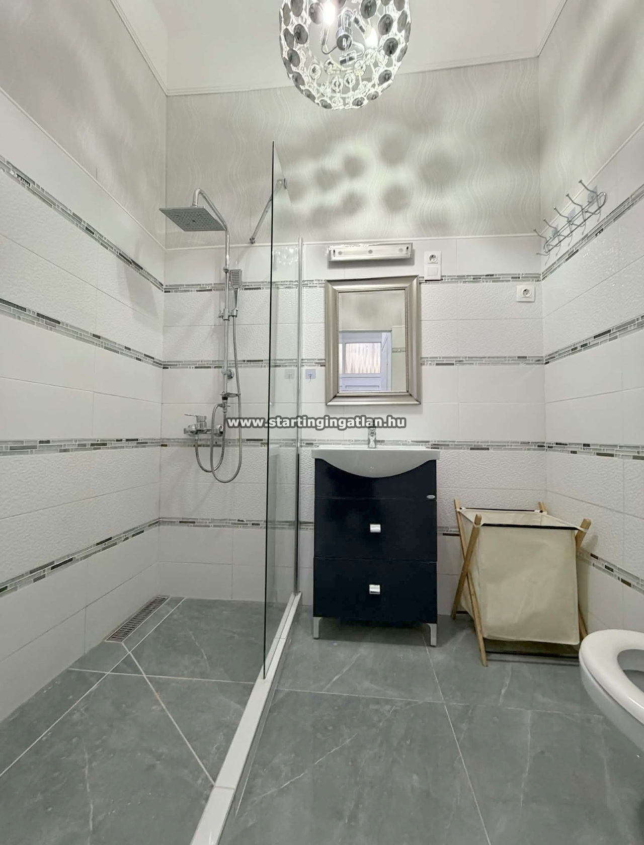 aaaaaaEladó Tégla lakás Budapest VI. kerület