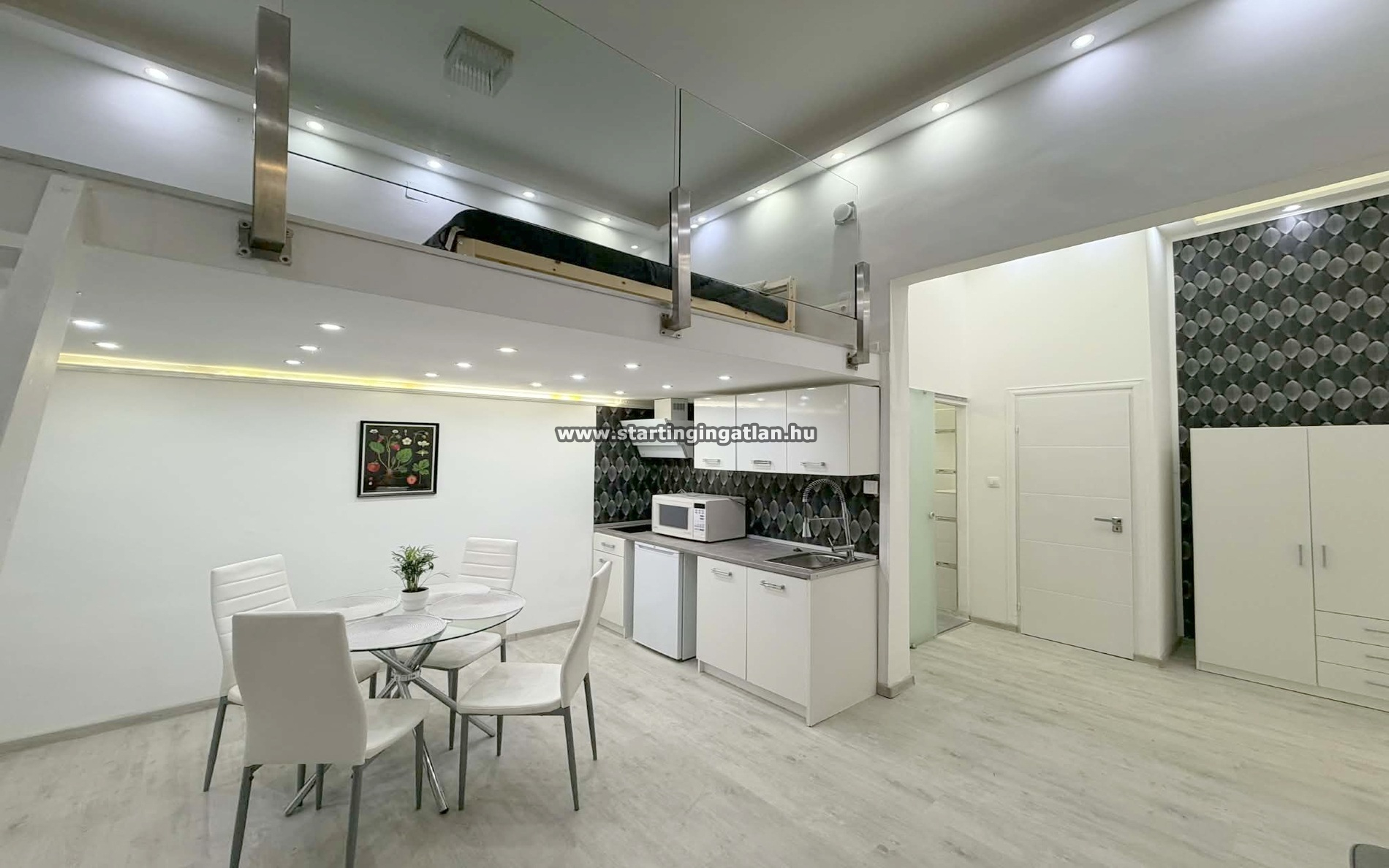 aaaaaaEladó Tégla lakás Budapest VI. kerület