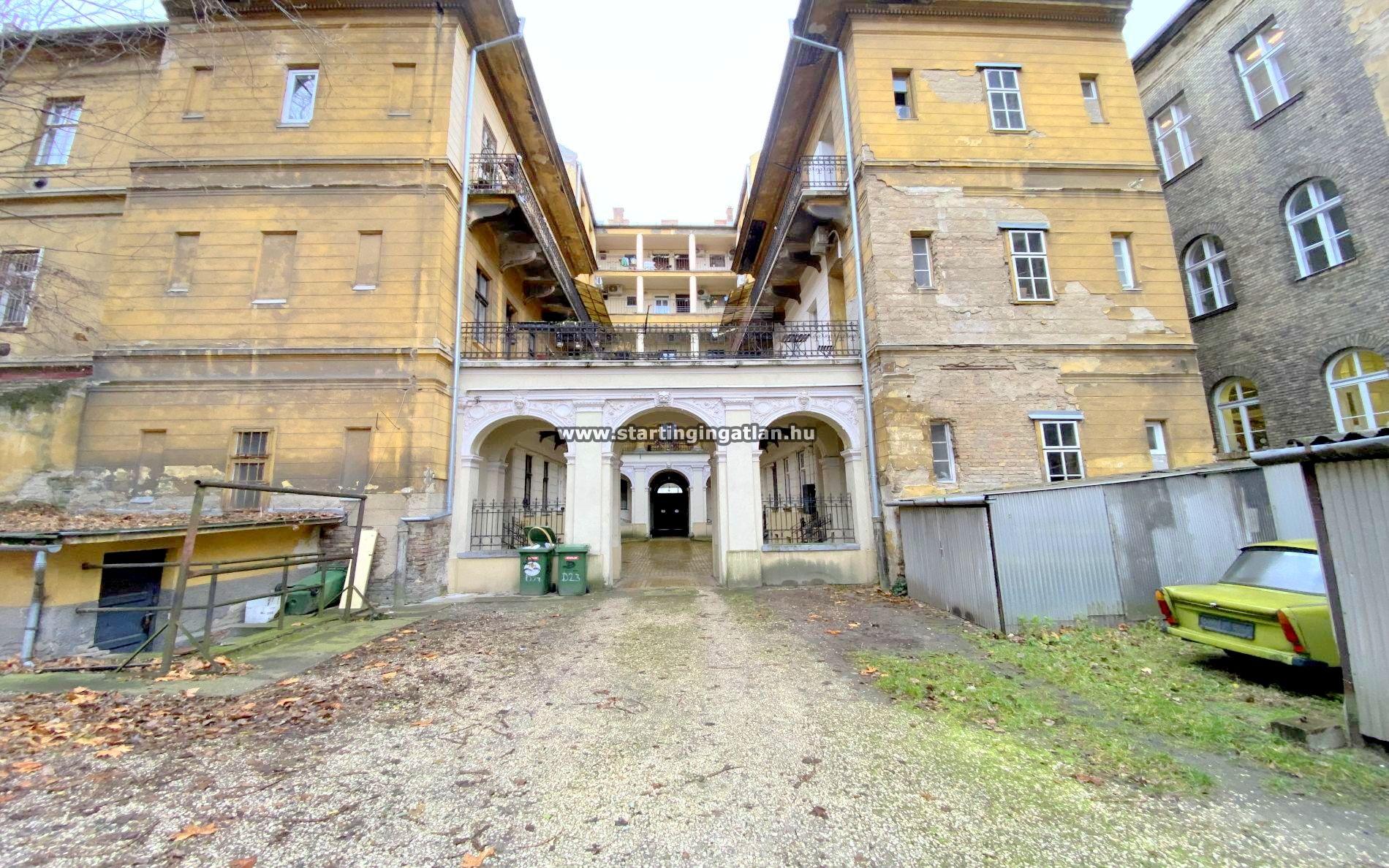 Budapest XIV. kerület Garázs Eladó