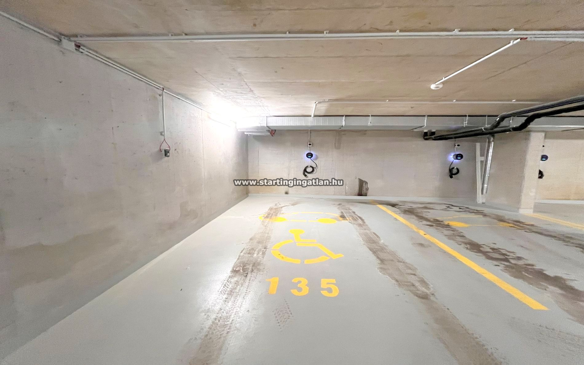 Budapest XIII. kerület Garázs Eladó