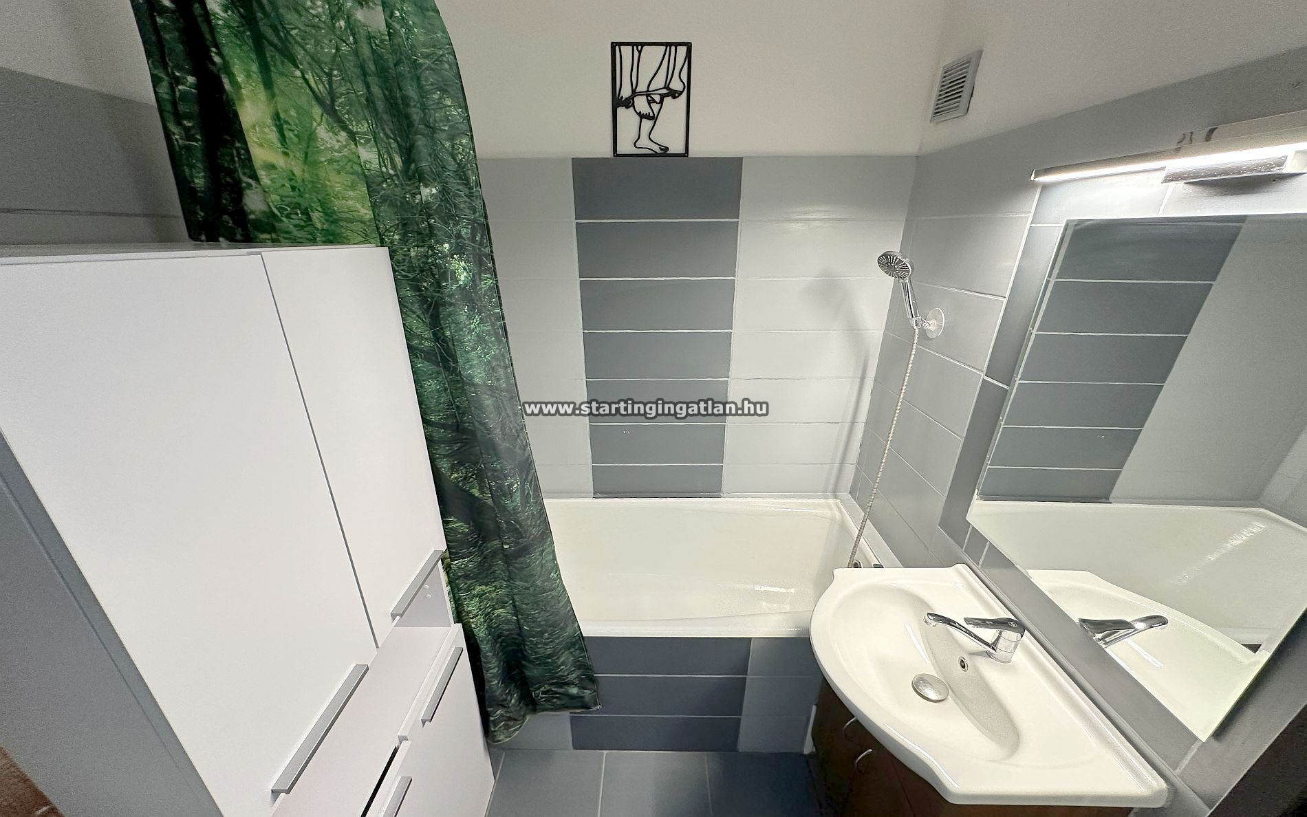 aaaaaaEladó Panel lakás Budapest XV. kerület