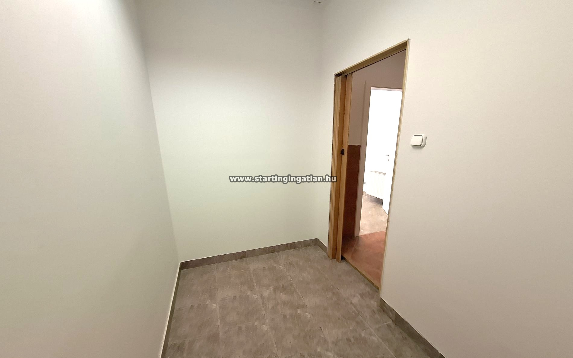 aaaaaaEladó Üzlethelyiség Budapest X. kerület