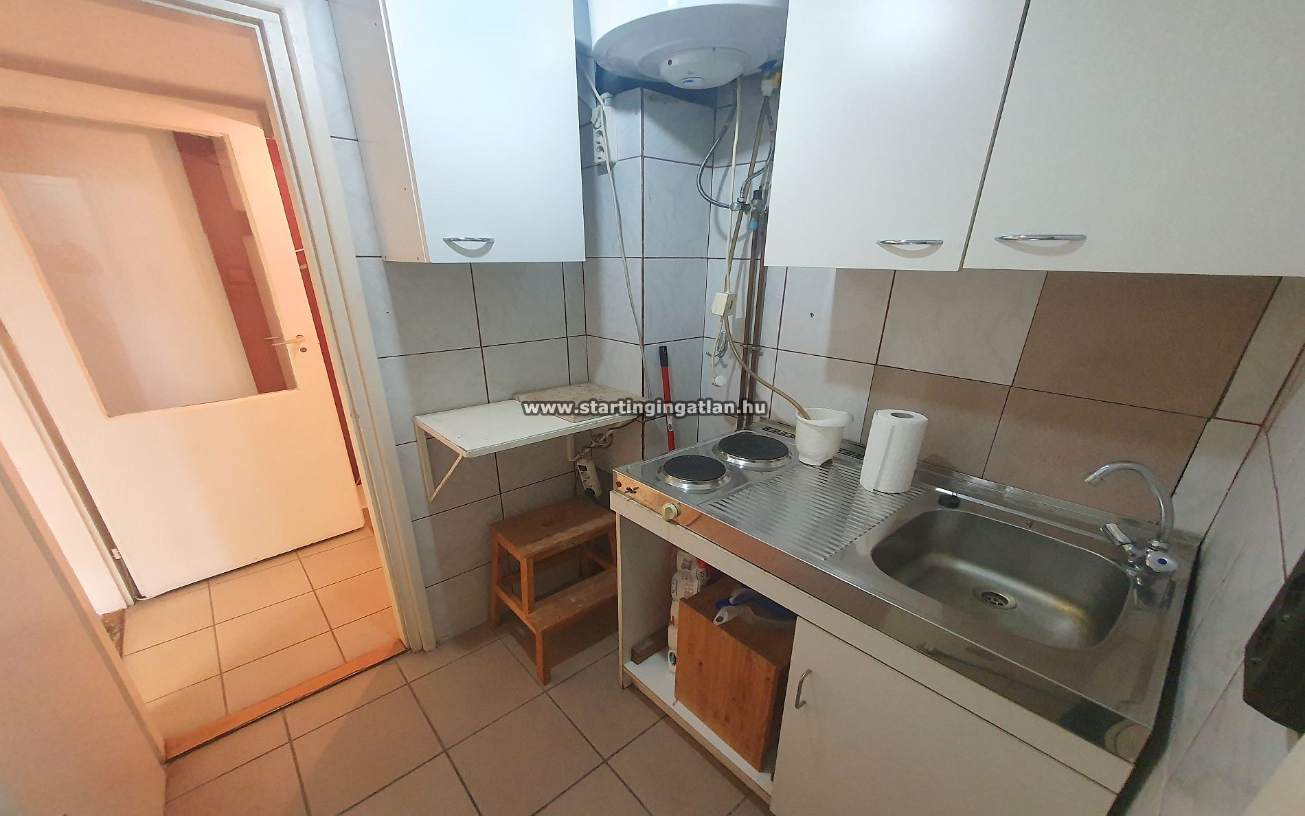 aaaaaaKiadó Iroda Budapest III. kerület