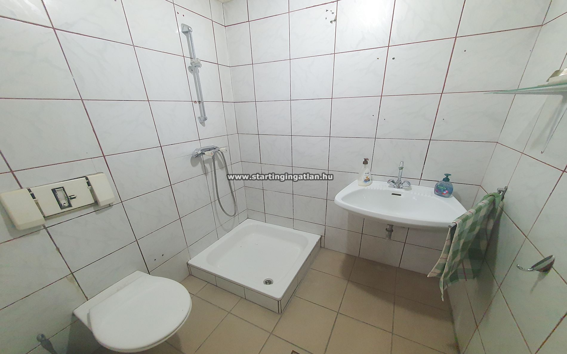 aaaaaaKiadó Iroda Budapest III. kerület