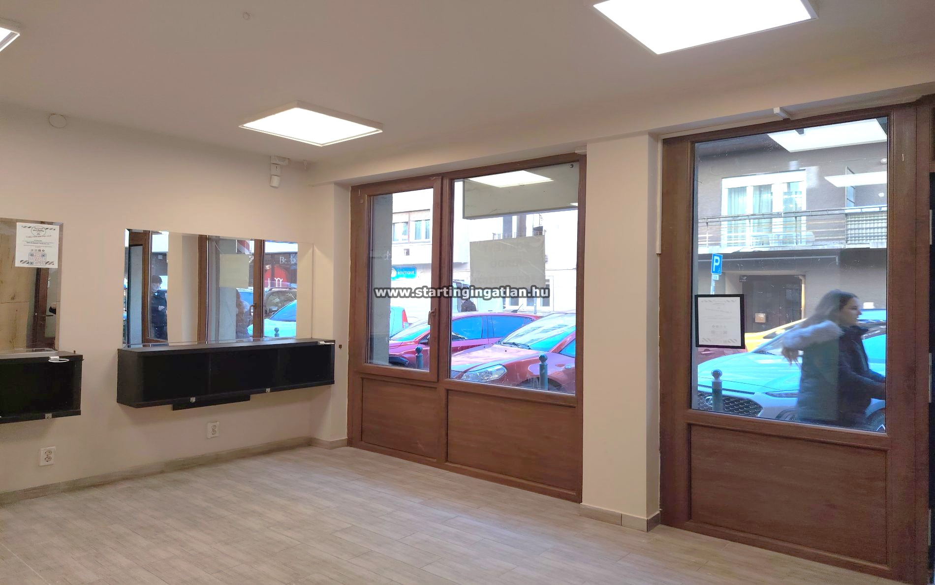 Budapest XII. kerület Üzlethelyiség Kiadó