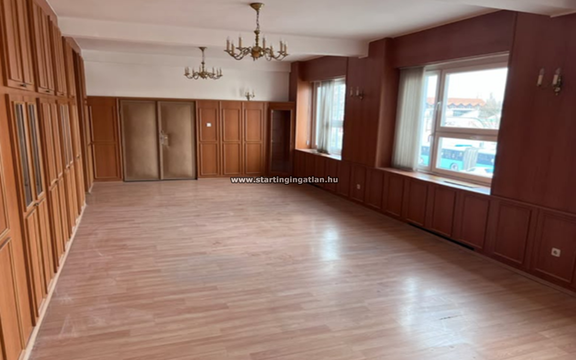 Kiadó Iroda Budapest X. kerület, Kőbányai út kép 7