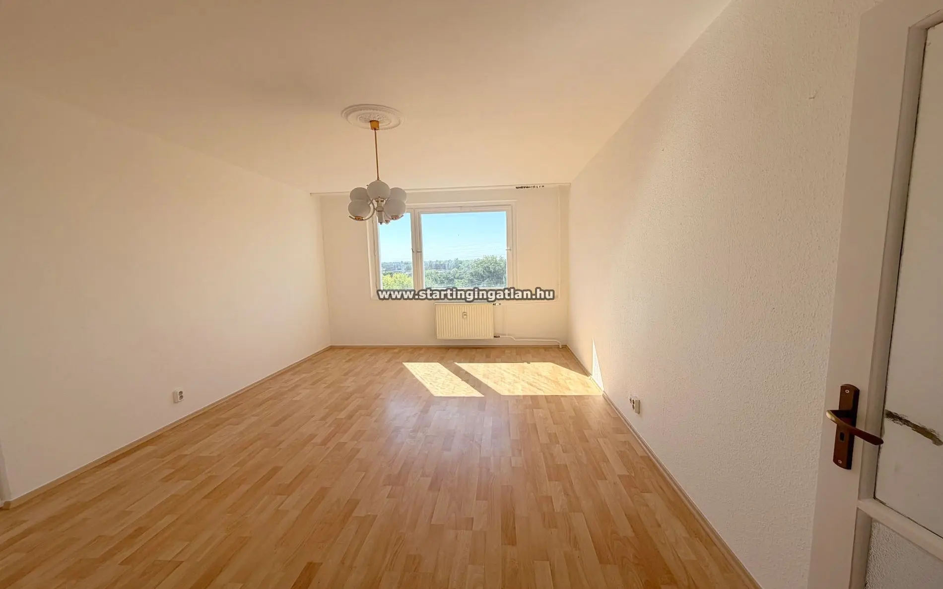 Eladó Panel lakás Budapest XV. kerület, Drégelyvár utca kép 2