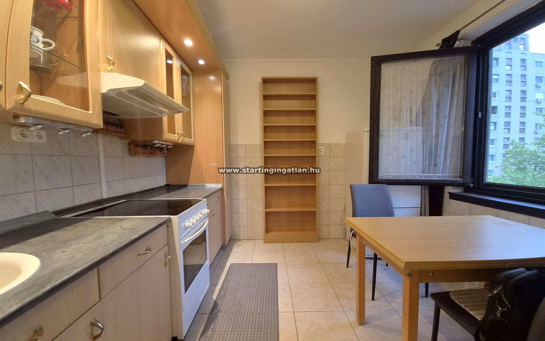 Eladó Panel lakás Budapest IV. kerület, Szabolcsi Bence tér kép 3