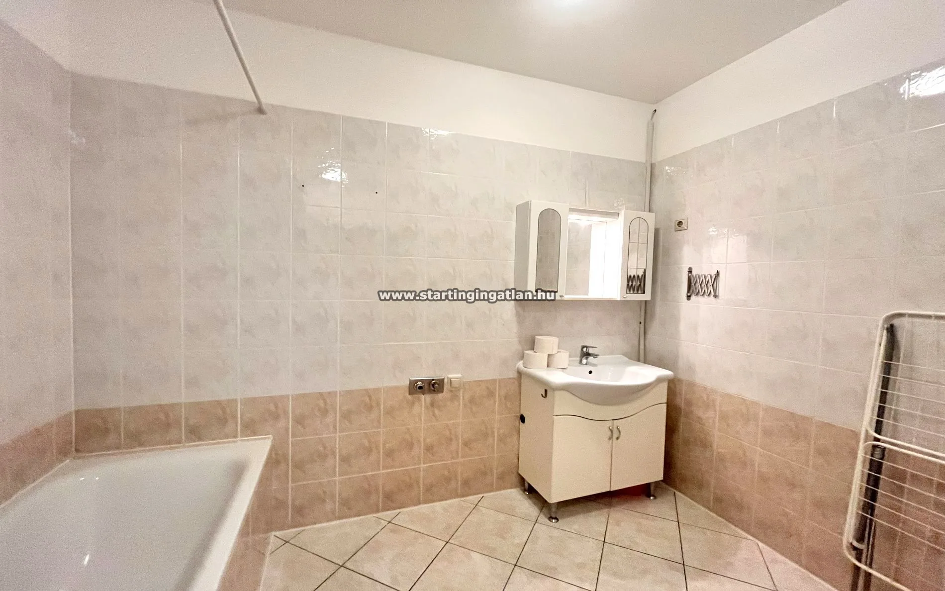Kiadó Tégla lakás Budapest XIII. kerület, Visegrádi utca kép 12